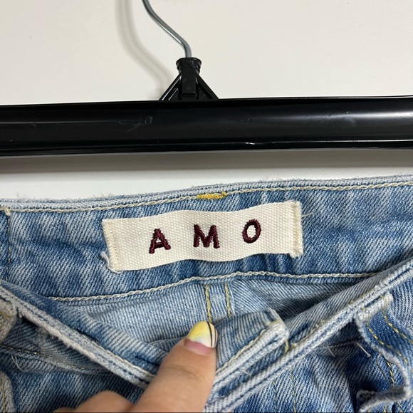 AMO Babe seeet cheeks raw hem lightwash ankle jeans - Picture 5 of 8